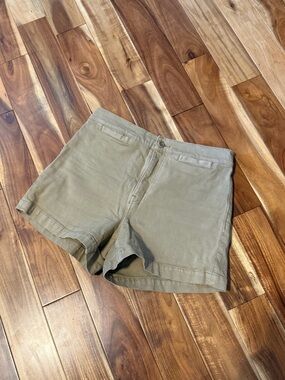 Madewell High-Rise Chino Shorts